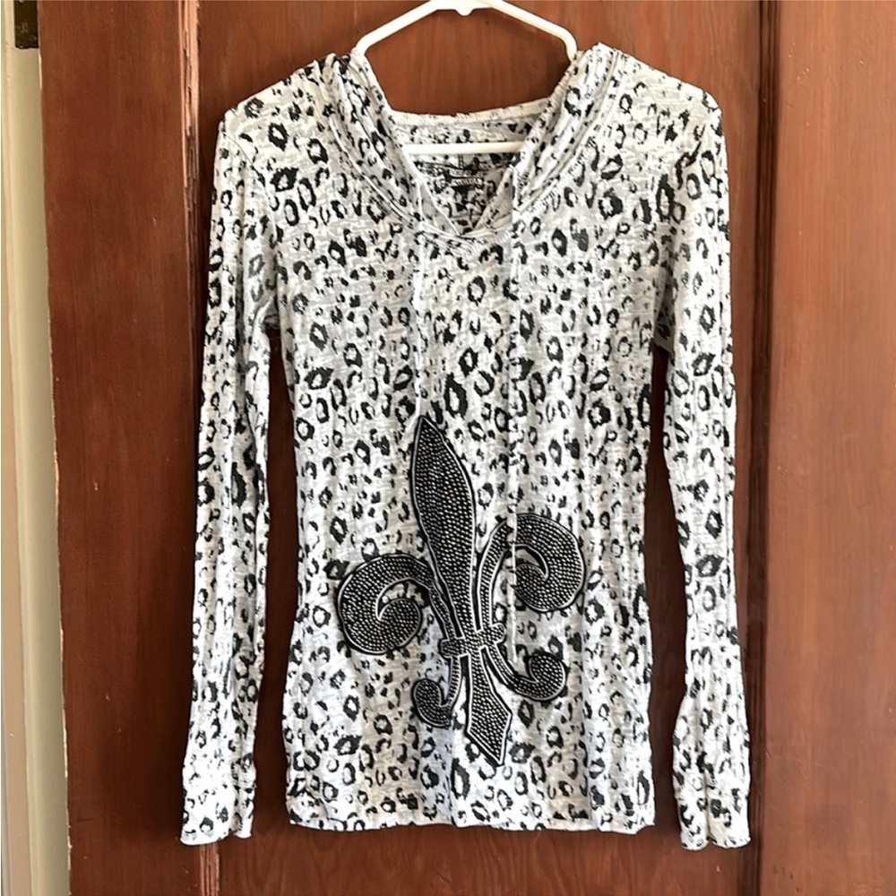 Rock N Roll Cowgirl top size S long sleeve thin